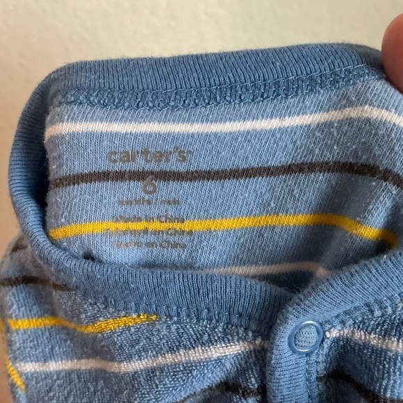 Carter's Blue and Green Striped Footie with Wolf Design size 6M - Picture 2 of 6